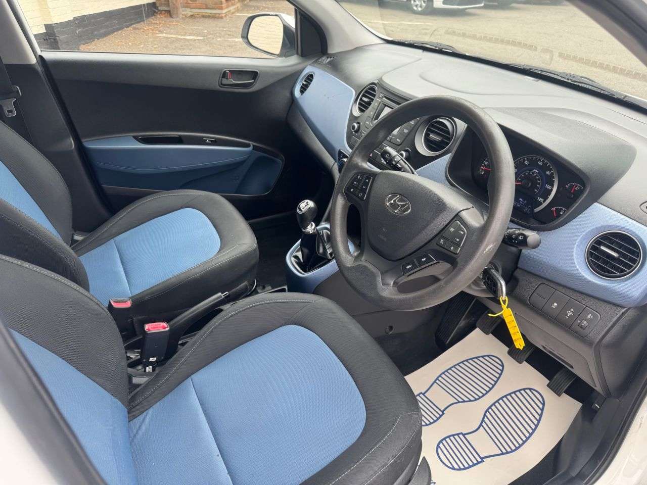 2014 HYUNDAI I10 2014 HYUNDAI I10