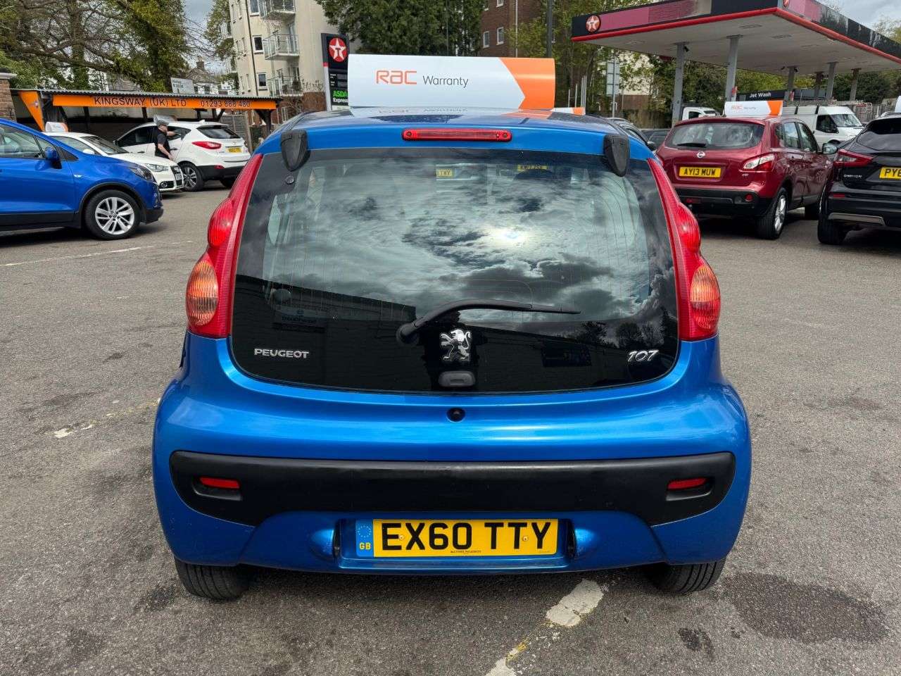 2010 PEUGEOT 107 2010 PEUGEOT 107