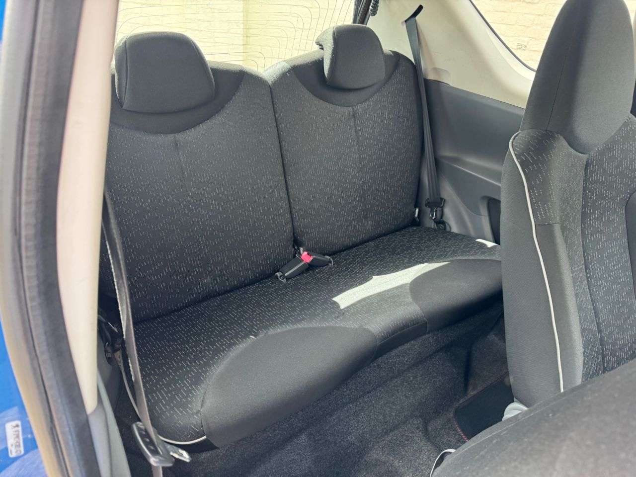 2010 PEUGEOT 107 2010 PEUGEOT 107