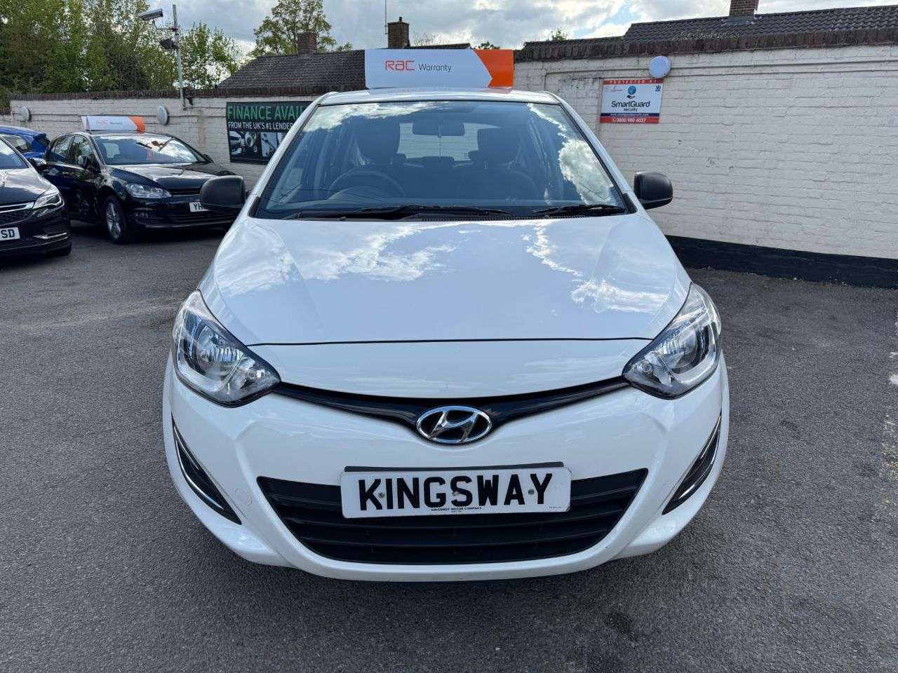 A 2012 HYUNDAI I20 1.2 Classic Hatchback 5dr Petrol Manual Euro 5 (85 bhp) 6 MONTHS RAC WARRAN A 2012 HYUNDAI I20 1.2 Classic Hatchback 5dr Petrol Manual Euro 5 (85 bhp) 6 MONTHS RAC WARRAN