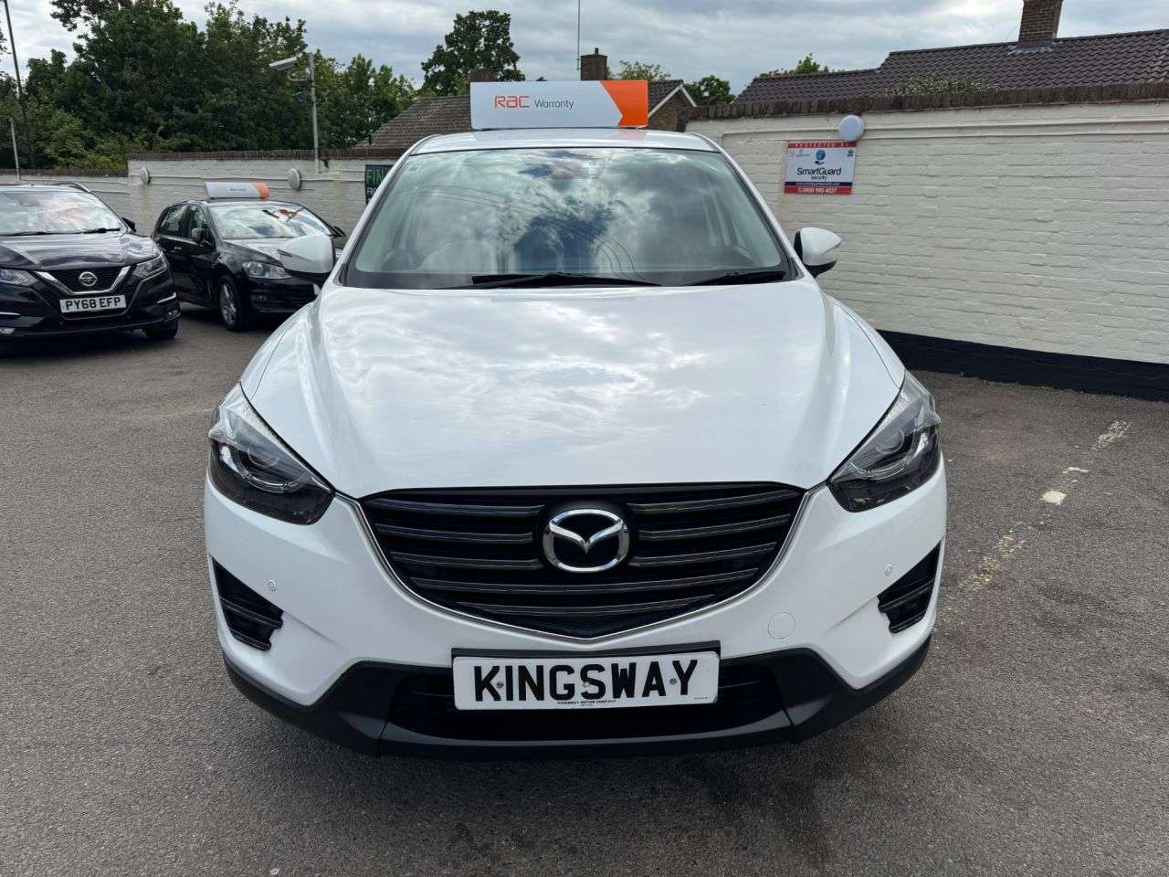 A 2017 MAZDA CX-5 2.2 SKYACTIV-D Sport Nav SUV 5dr Diesel Manual Euro 6 (s/s) (150 ps) 6 MONT A 2017 MAZDA CX-5 2.2 SKYACTIV-D Sport Nav SUV 5dr Diesel Manual Euro 6 (s/s) (150 ps) 6 MONT