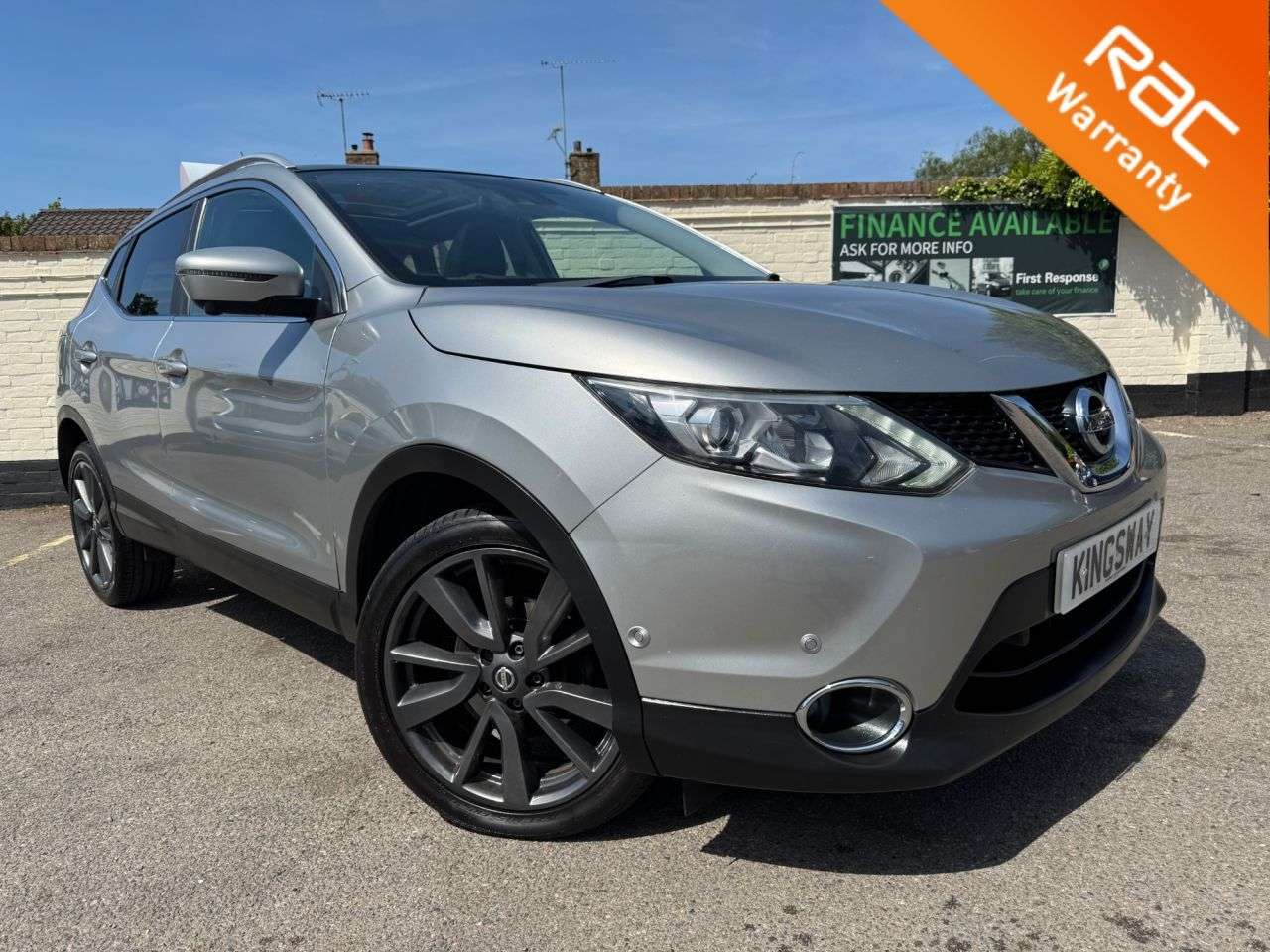 A 2017 NISSAN QASHQAI 1.5 dCi Tekna SUV 5dr Diesel Manual 2WD Euro 6 (s/s) (110 ps) 6 MONTHS RAC A 2017 NISSAN QASHQAI 1.5 dCi Tekna SUV 5dr Diesel Manual 2WD Euro 6 (s/s) (110 ps) 6 MONTHS RAC