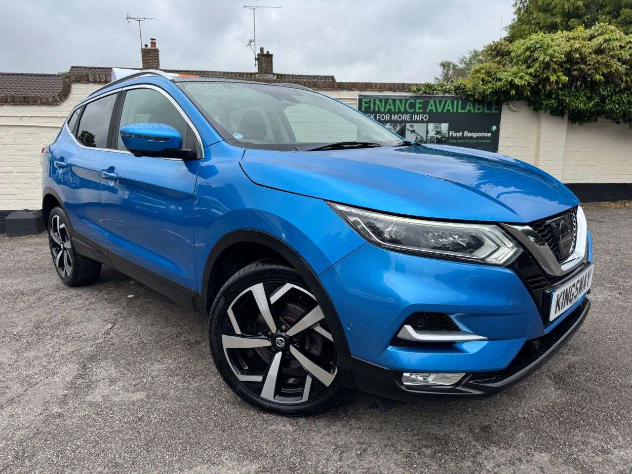 A 2017 NISSAN QASHQAI 1.6 dCi Tekna SUV 5dr Diesel Manual Euro 6 (s/s) (130 ps) 6 MONTHS RAC WARR A 2017 NISSAN QASHQAI 1.6 dCi Tekna SUV 5dr Diesel Manual Euro 6 (s/s) (130 ps) 6 MONTHS RAC WARR