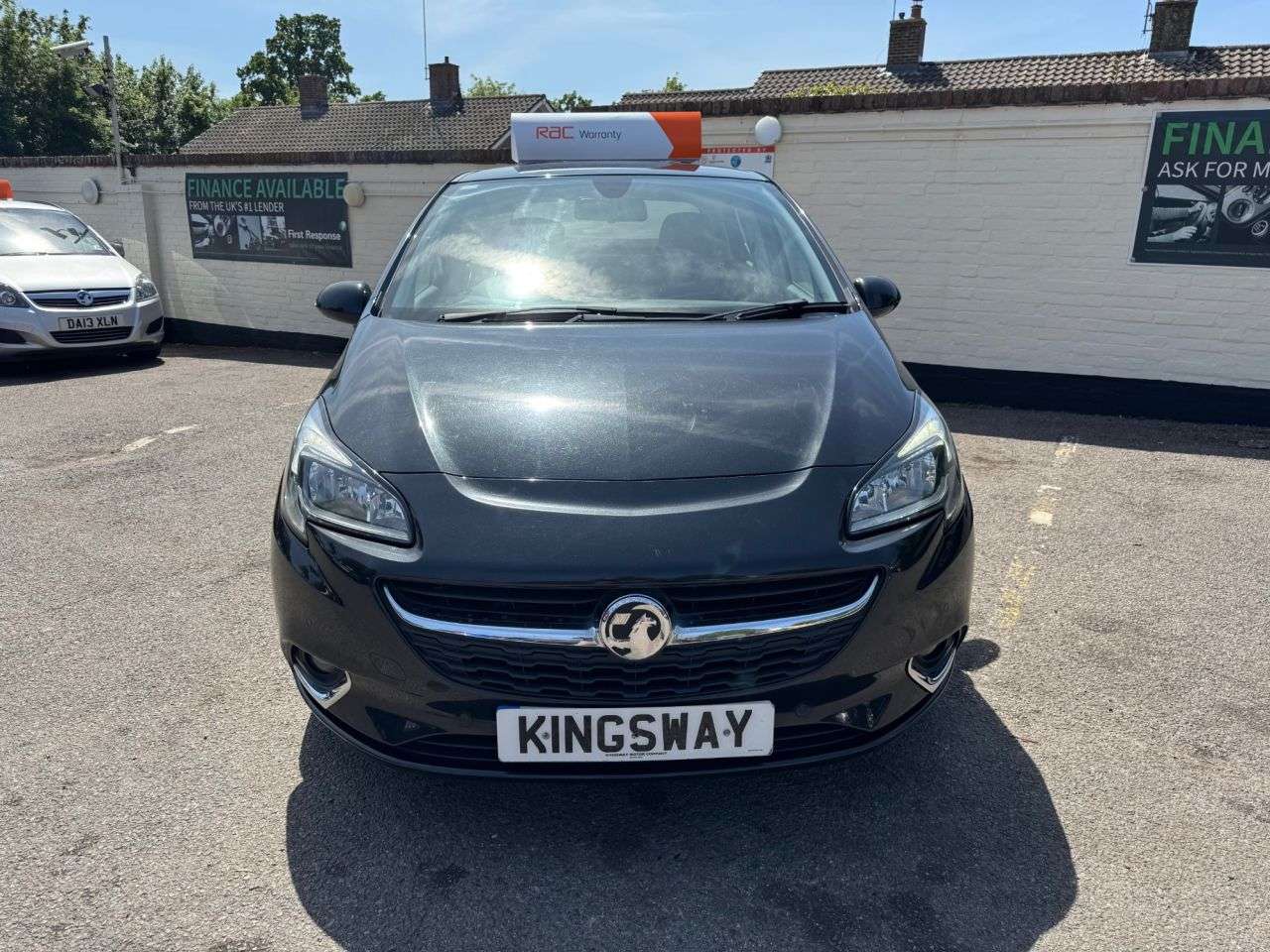 A 2015 VAUXHALL CORSA 1.2i SE Hatchback 5dr Petrol Manual Euro 6 (70 ps) 6 MONTHS RAC WARRANTY IN A 2015 VAUXHALL CORSA 1.2i SE Hatchback 5dr Petrol Manual Euro 6 (70 ps) 6 MONTHS RAC WARRANTY IN
