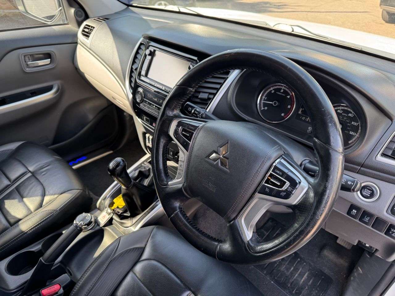 2017 MITSUBISHI L200 2017 MITSUBISHI L200