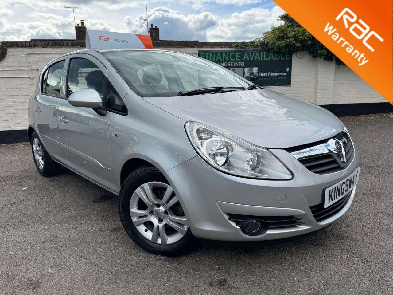 A 2007 VAUXHALL CORSA 1.4i 16v Club Hatchback 5dr Petrol Manual (142 g/km, 89 bhp) A 2007 VAUXHALL CORSA 1.4i 16v Club Hatchback 5dr Petrol Manual (142 g/km, 89 bhp)
