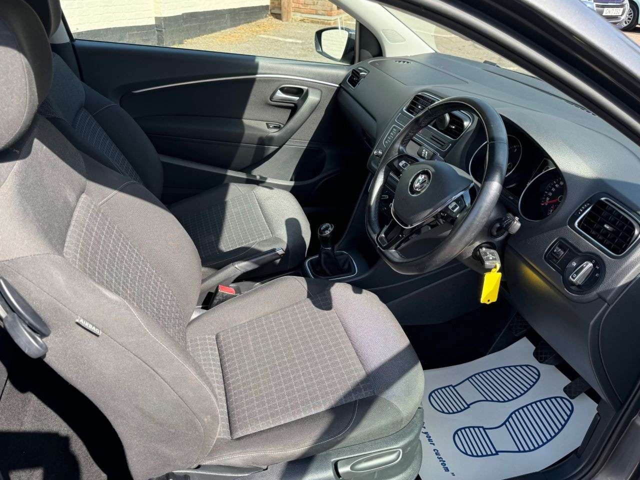 2015 VOLKSWAGEN POLO 2015 VOLKSWAGEN POLO