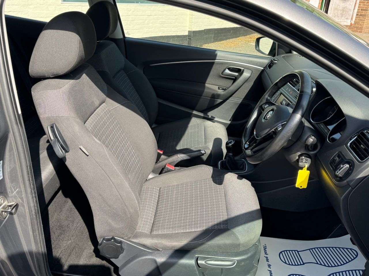 2015 VOLKSWAGEN POLO 2015 VOLKSWAGEN POLO