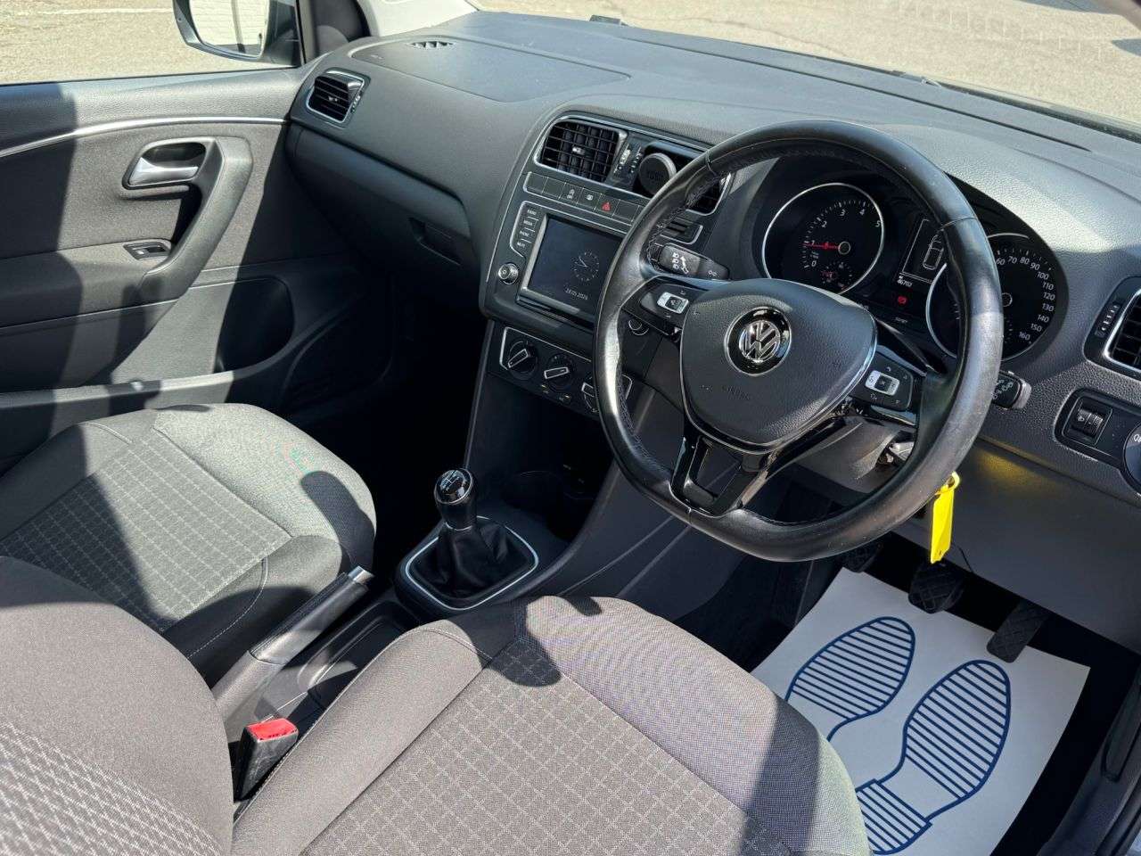 2015 VOLKSWAGEN POLO 2015 VOLKSWAGEN POLO