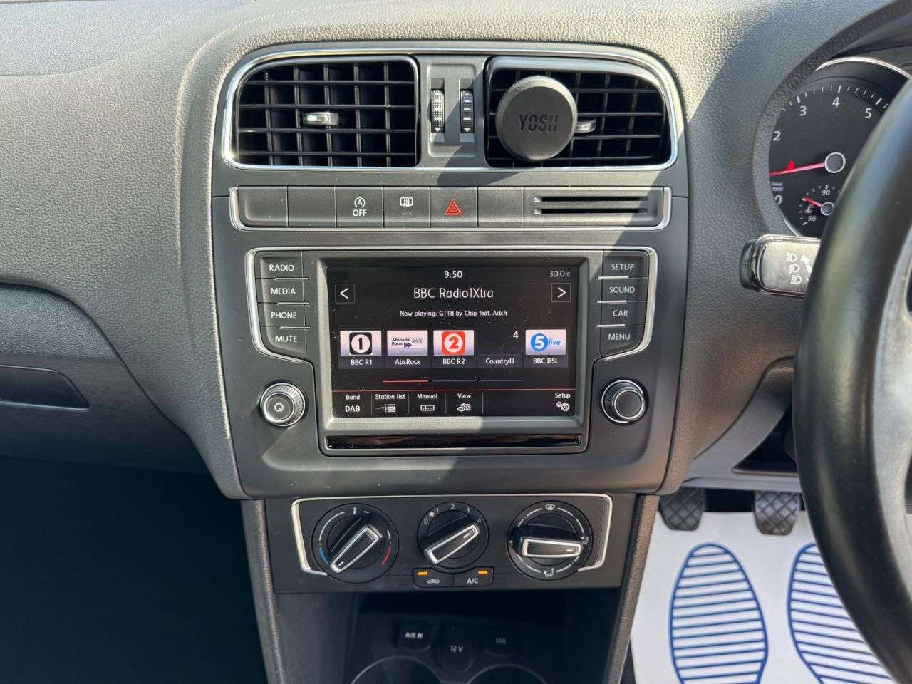 2015 VOLKSWAGEN POLO 2015 VOLKSWAGEN POLO