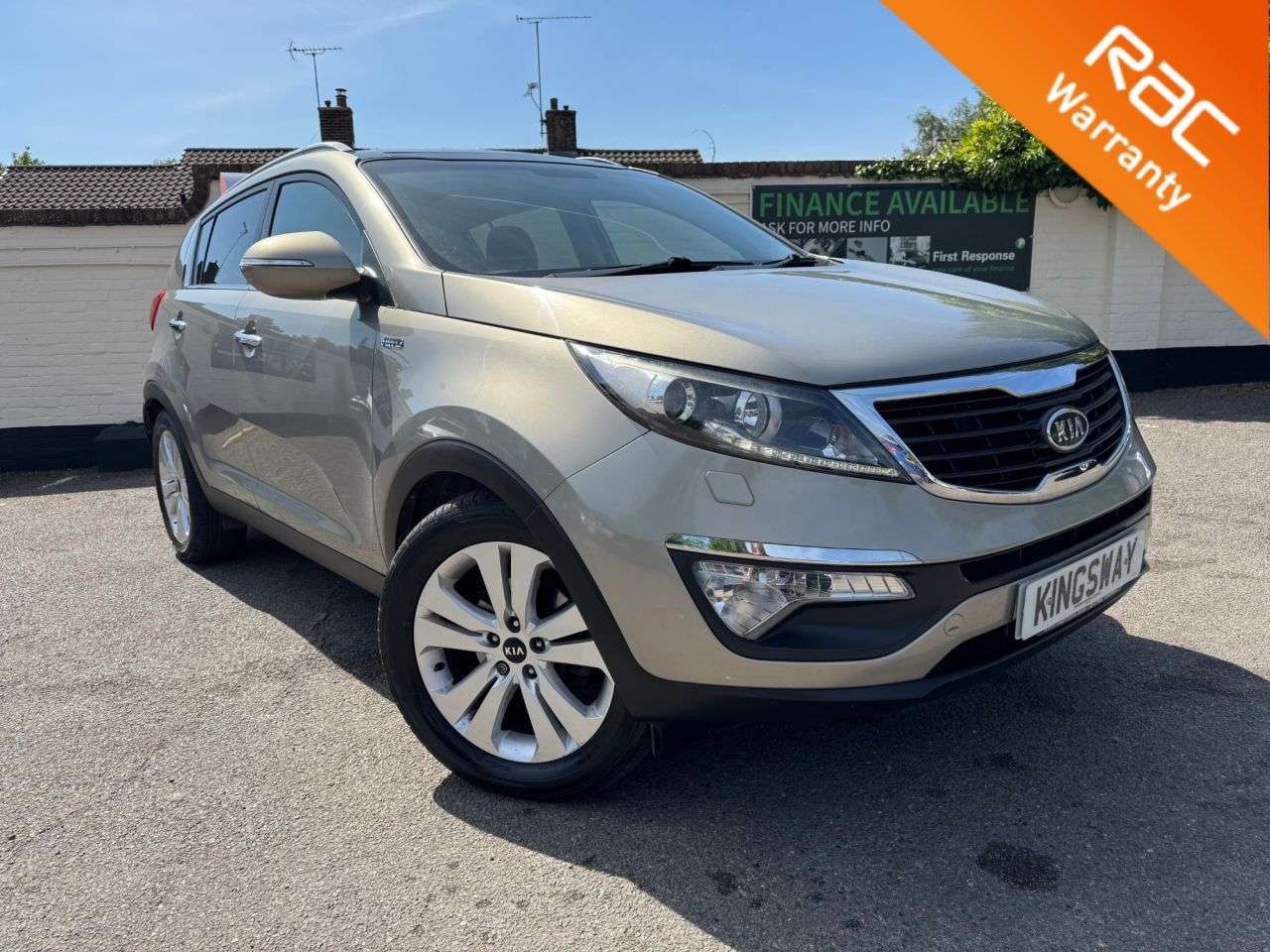 A 2012 KIA SPORTAGE 2.0 CRDi KX-3 SUV 5dr Diesel Auto AWD Euro 5 (134 bhp) A 2012 KIA SPORTAGE 2.0 CRDi KX-3 SUV 5dr Diesel Auto AWD Euro 5 (134 bhp)