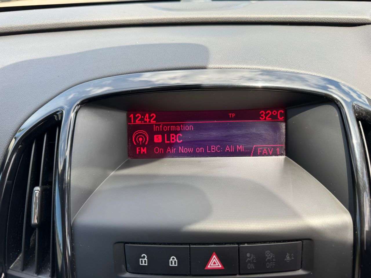 2014 VAUXHALL ASTRA 2014 VAUXHALL ASTRA