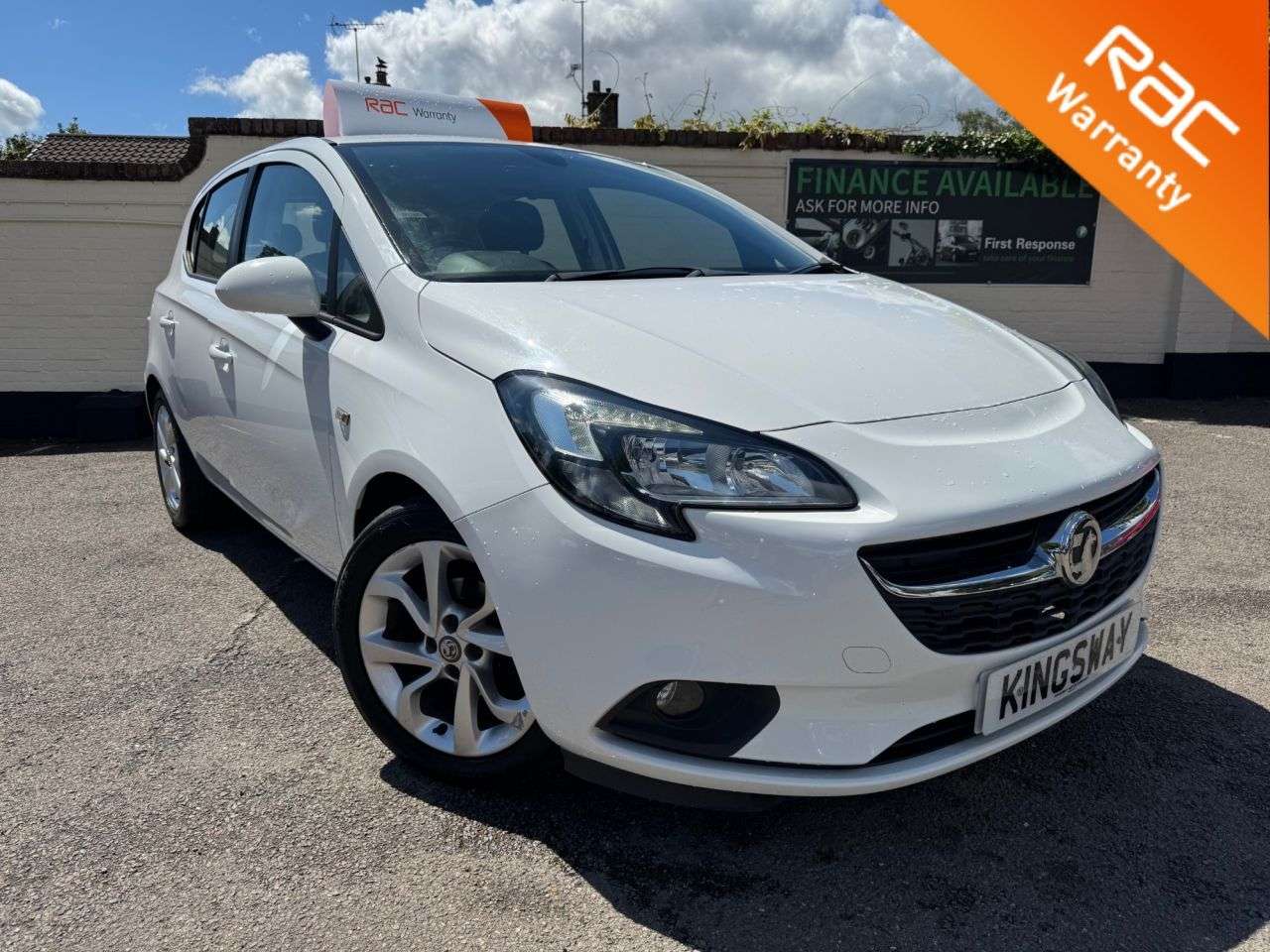 A 2015 VAUXHALL CORSA 1.4i ecoFLEX Excite Hatchback 5dr Petrol Manual Euro 6 (a/c) (90 ps) 6 MONT A 2015 VAUXHALL CORSA 1.4i ecoFLEX Excite Hatchback 5dr Petrol Manual Euro 6 (a/c) (90 ps) 6 MONT