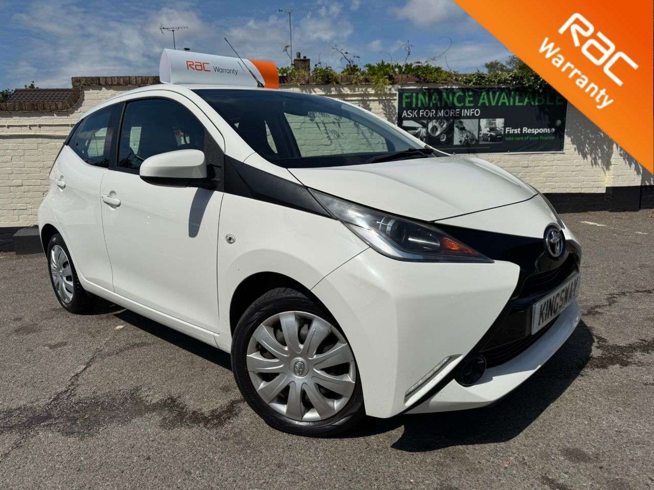 A 2018 TOYOTA AYGO 1.0 VVT-i x-play Hatchback 5dr Petrol Manual Euro 6 (71 ps) 6 MONTHS RAC WA A 2018 TOYOTA AYGO 1.0 VVT-i x-play Hatchback 5dr Petrol Manual Euro 6 (71 ps) 6 MONTHS RAC WA