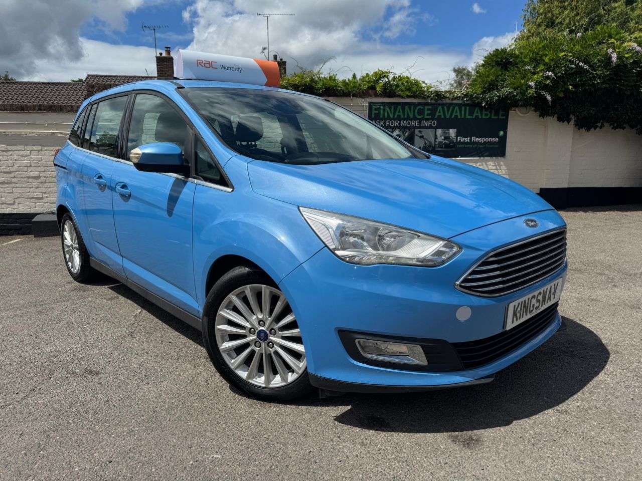 A 2016 FORD GRAND C-MAX 1.5 TDCi Titanium MPV 5dr Diesel Manual Euro 6 (s/s) (120 ps) 6 MONTHS RAC A 2016 FORD GRAND C-MAX 1.5 TDCi Titanium MPV 5dr Diesel Manual Euro 6 (s/s) (120 ps) 6 MONTHS RAC