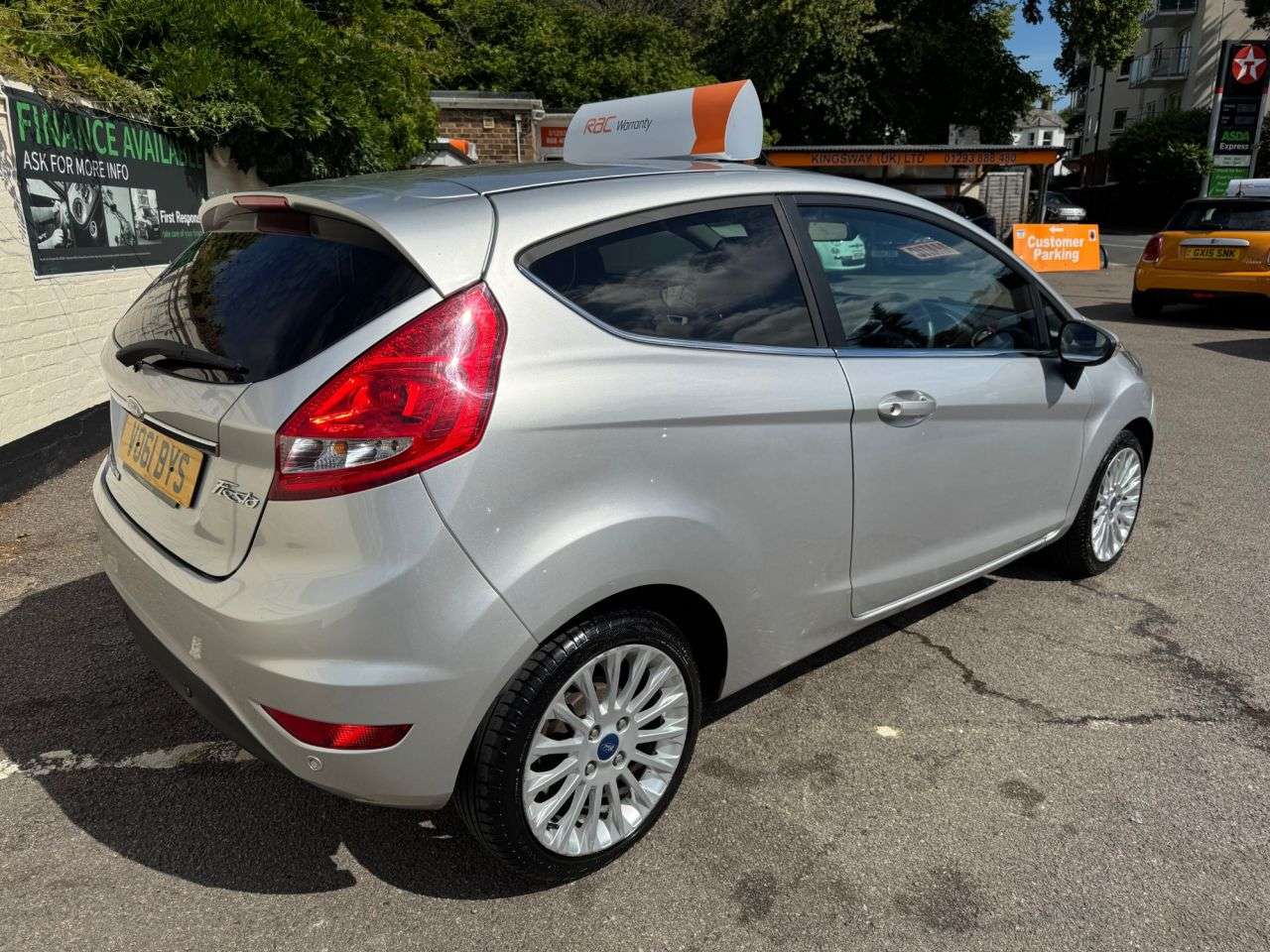 2011 FORD FIESTA 2011 FORD FIESTA