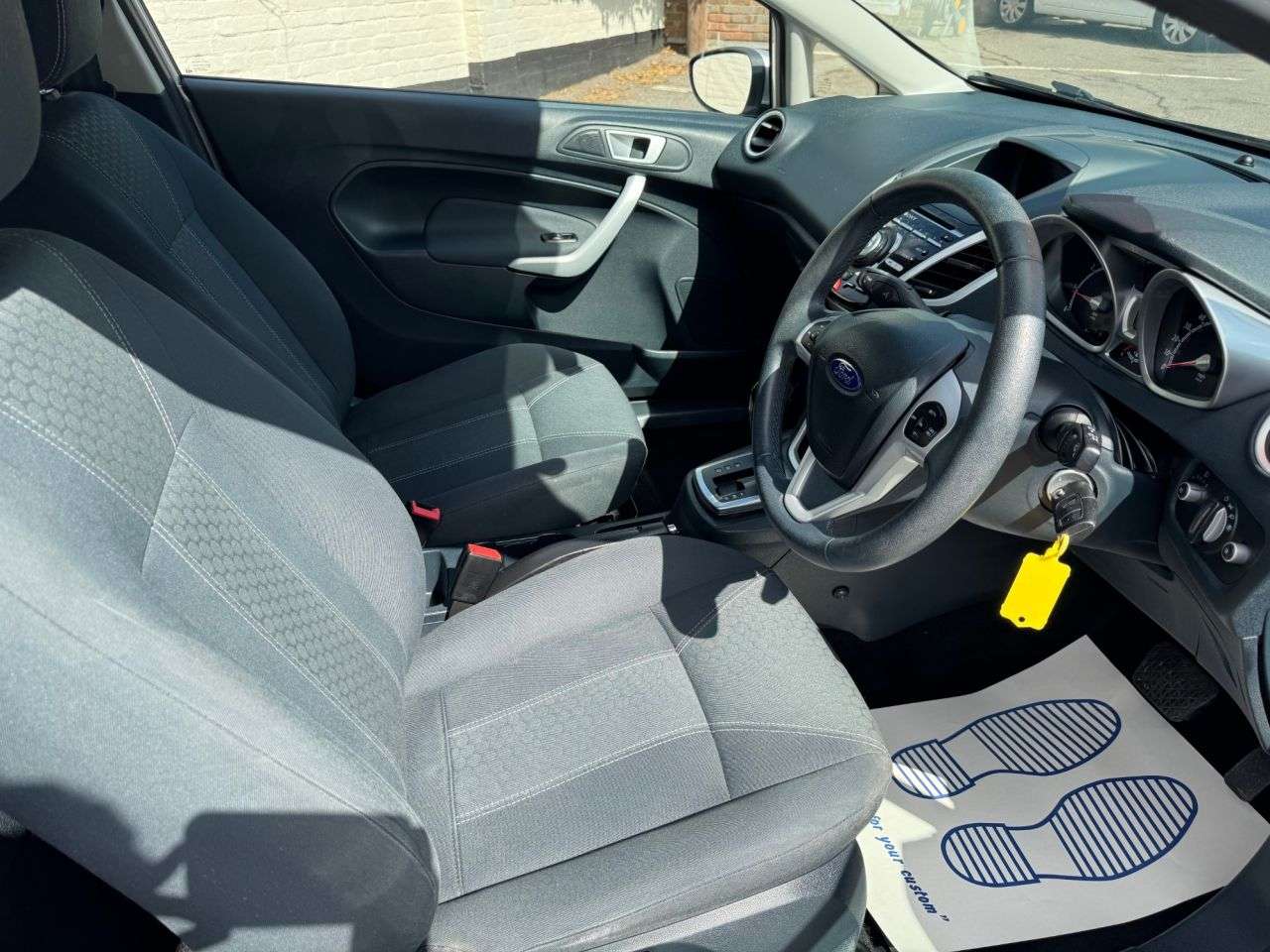 2011 FORD FIESTA 2011 FORD FIESTA