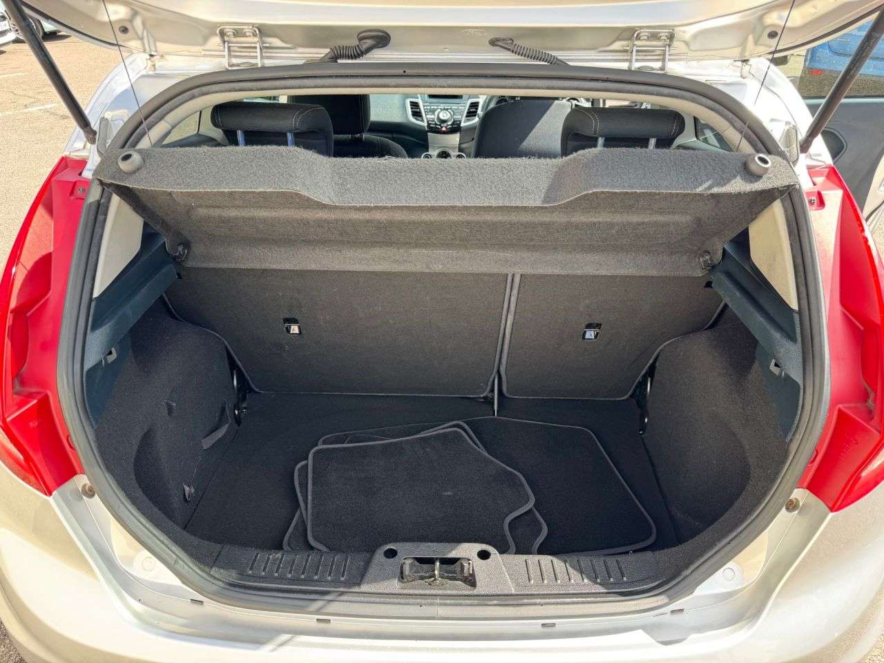 2011 FORD FIESTA 2011 FORD FIESTA