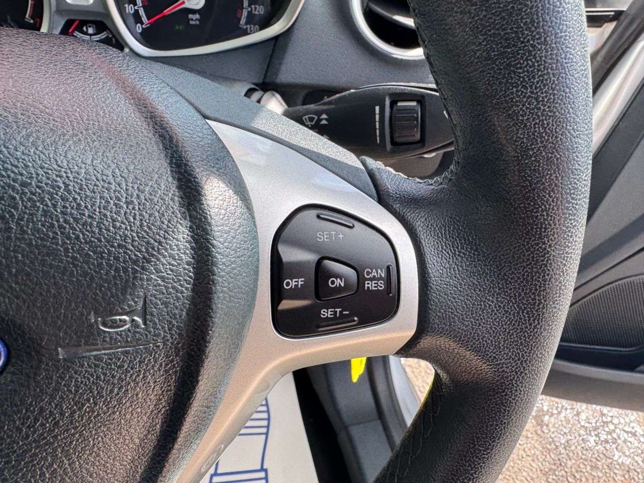 2011 FORD FIESTA 2011 FORD FIESTA
