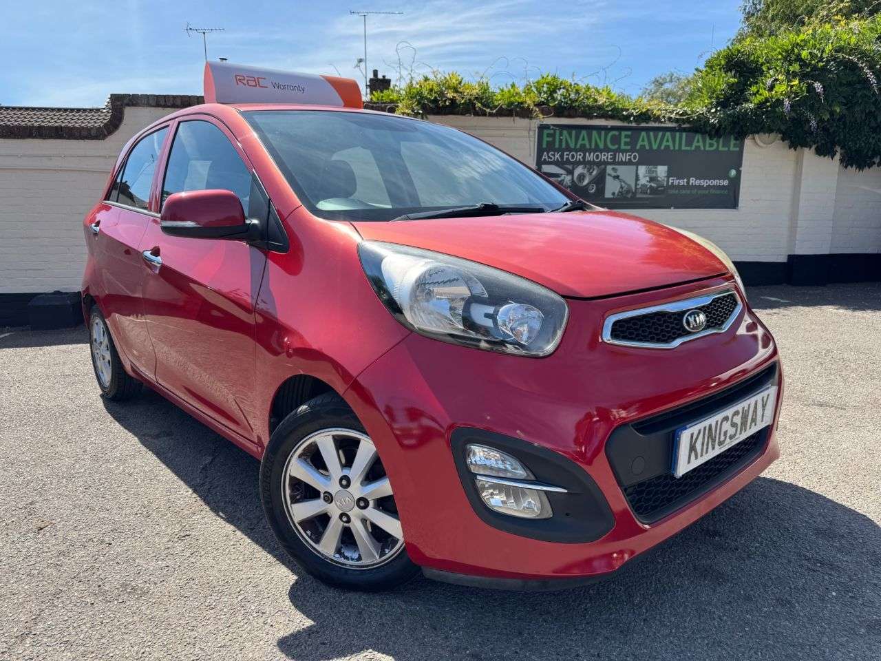 A 2014 KIA PICANTO 1.0 2 Hatchback 5dr Petrol Manual Euro 5 (68 bhp) A 2014 KIA PICANTO 1.0 2 Hatchback 5dr Petrol Manual Euro 5 (68 bhp)