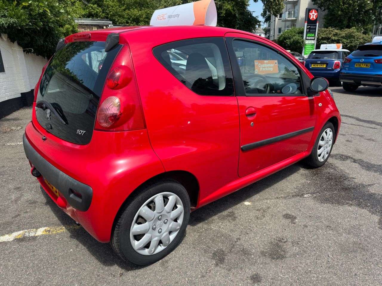 2010 PEUGEOT 107 2010 PEUGEOT 107