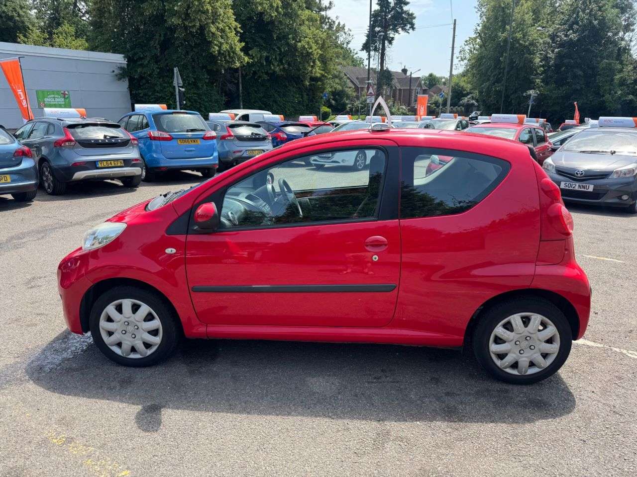 2010 PEUGEOT 107 2010 PEUGEOT 107