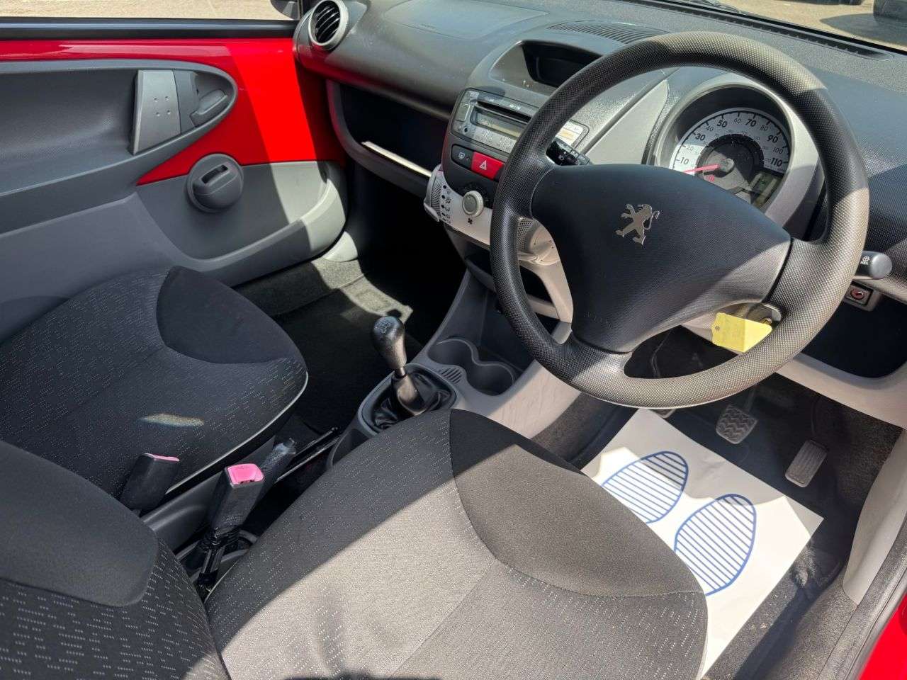 2010 PEUGEOT 107 2010 PEUGEOT 107