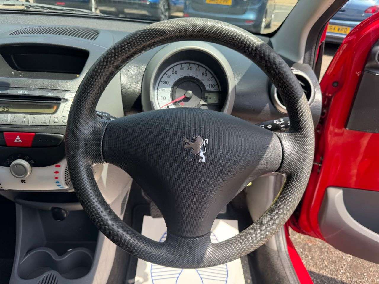 2010 PEUGEOT 107 2010 PEUGEOT 107