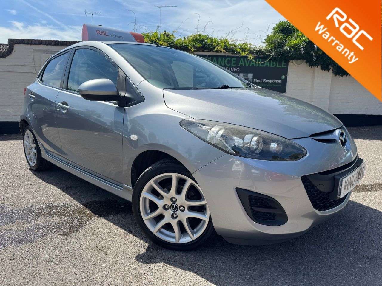 A 2014 MAZDA MAZDA2 1.3 Tamura Hatchback 5dr Petrol Manual Euro 5 (84 ps) 6 MONTHS RAC WARRANTY A 2014 MAZDA MAZDA2 1.3 Tamura Hatchback 5dr Petrol Manual Euro 5 (84 ps) 6 MONTHS RAC WARRANTY
