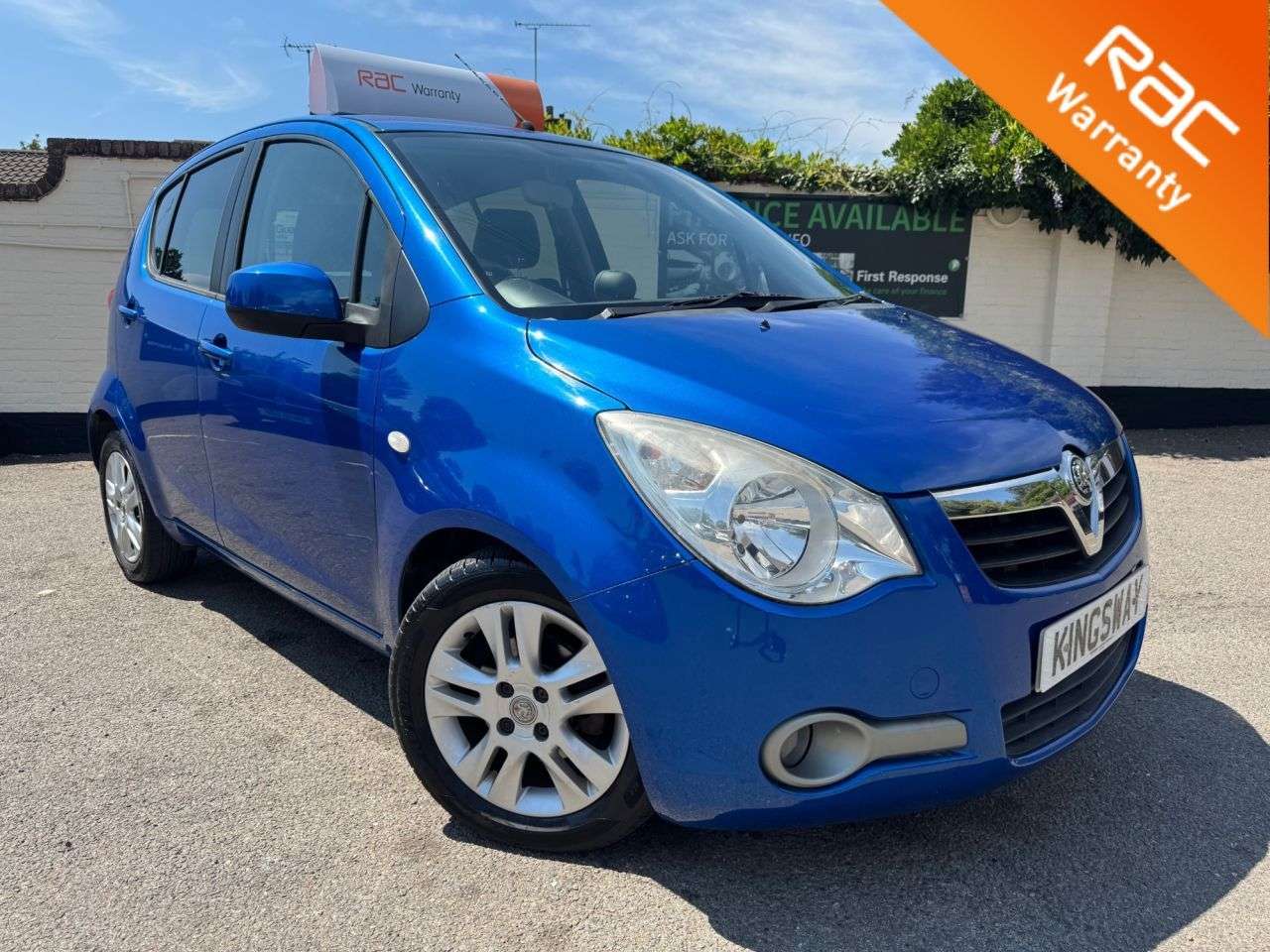 A 2011 VAUXHALL AGILA 1.2 VVT ecoFLEX SE MPV 5dr Petrol Manual Euro 5 (94 ps) A 2011 VAUXHALL AGILA 1.2 VVT ecoFLEX SE MPV 5dr Petrol Manual Euro 5 (94 ps)