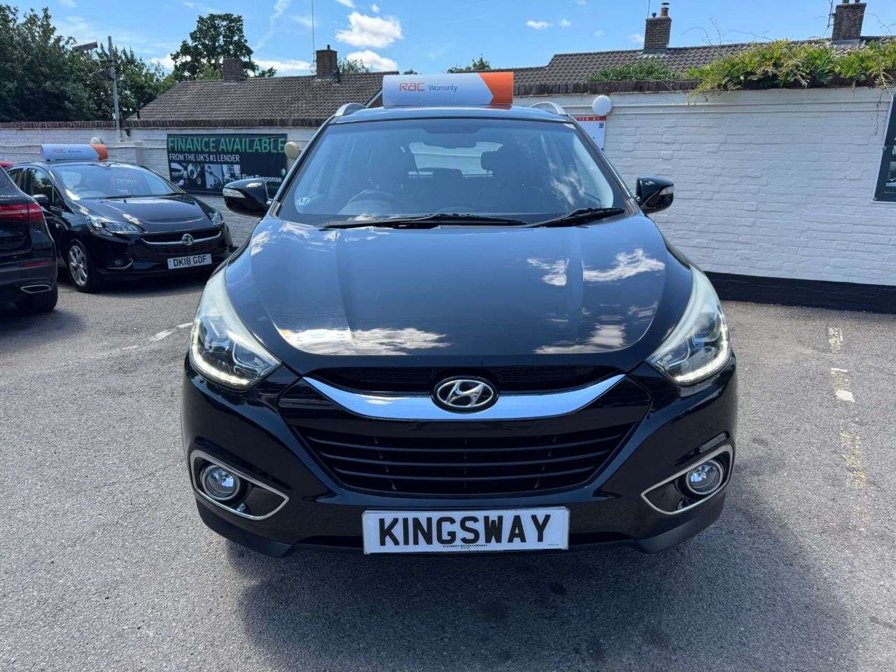 A 2014 HYUNDAI IX35 1.7 CRDi SE SUV 5dr Diesel Manual Euro 5 (s/s) (Nav) (115 ps) 6 MONTHS RAC A 2014 HYUNDAI IX35 1.7 CRDi SE SUV 5dr Diesel Manual Euro 5 (s/s) (Nav) (115 ps) 6 MONTHS RAC