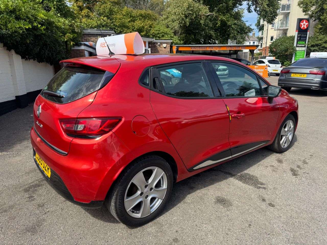 2015 RENAULT CLIO 2015 RENAULT CLIO