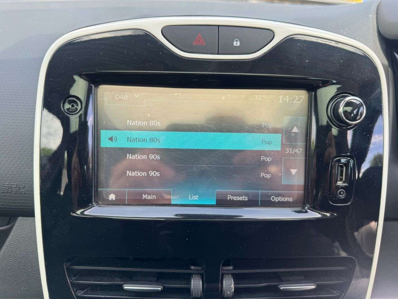 2015 RENAULT CLIO 2015 RENAULT CLIO