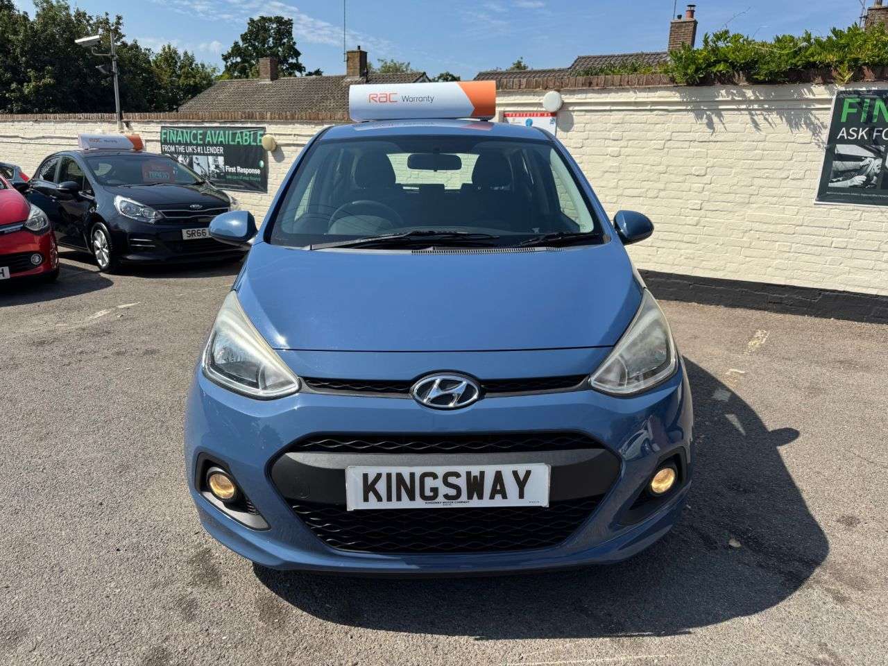 A 2015 HYUNDAI I10 1.0 SE Hatchback 5dr Petrol Manual Euro 5 (66 ps) 6 MONTHS RAC WARRANTY INC A 2015 HYUNDAI I10 1.0 SE Hatchback 5dr Petrol Manual Euro 5 (66 ps) 6 MONTHS RAC WARRANTY INC