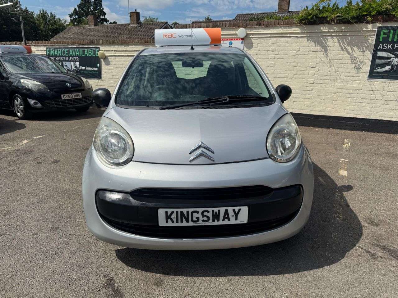 A 2006 CITROEN C1 1.0i Vibe Hatchback 3dr Petrol Manual Euro 4 (67 ps) 6 MONTHS RAC WARRANTY A 2006 CITROEN C1 1.0i Vibe Hatchback 3dr Petrol Manual Euro 4 (67 ps) 6 MONTHS RAC WARRANTY