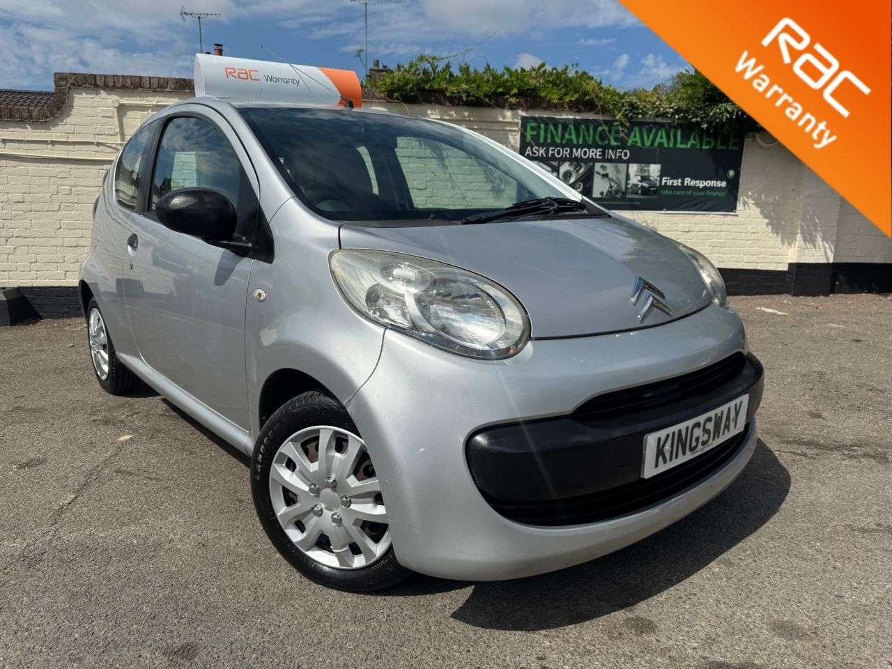 A 2006 CITROEN C1 1.0i Vibe Hatchback 3dr Petrol Manual Euro 4 (67 ps) 6 MONTHS RAC WARRANTY A 2006 CITROEN C1 1.0i Vibe Hatchback 3dr Petrol Manual Euro 4 (67 ps) 6 MONTHS RAC WARRANTY