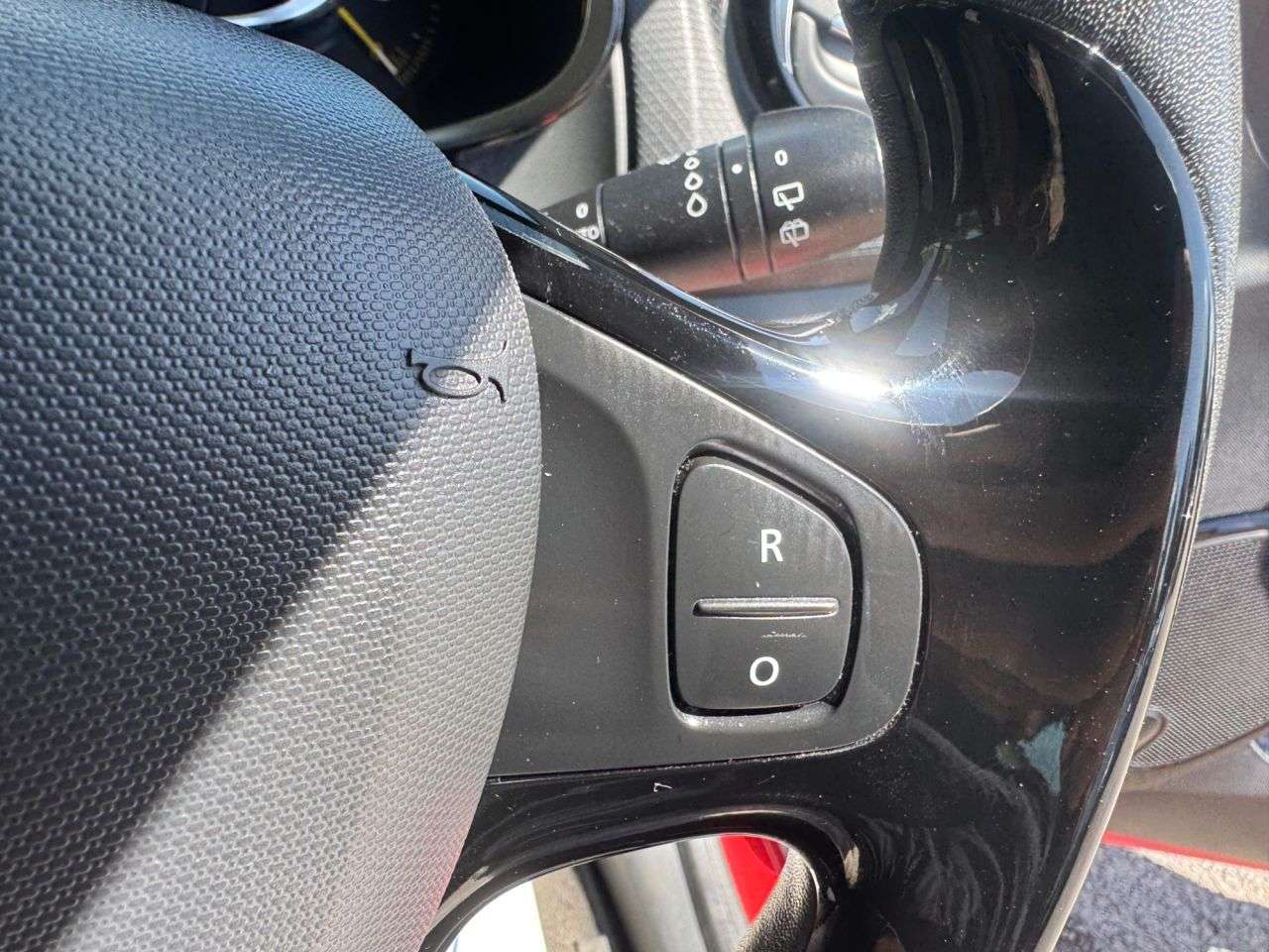 2015 RENAULT CLIO 2015 RENAULT CLIO