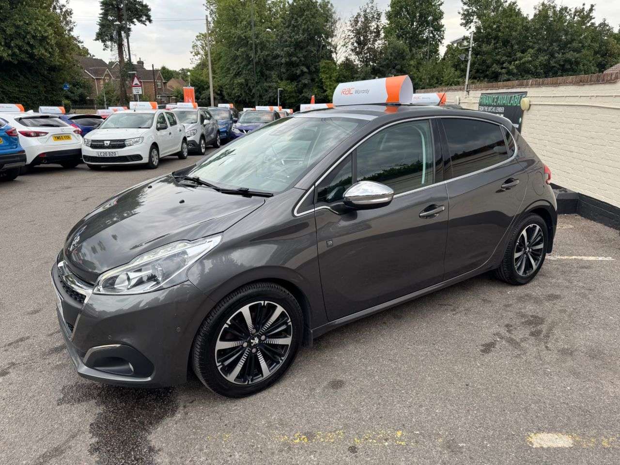 2019 PEUGEOT 208 2019 PEUGEOT 208