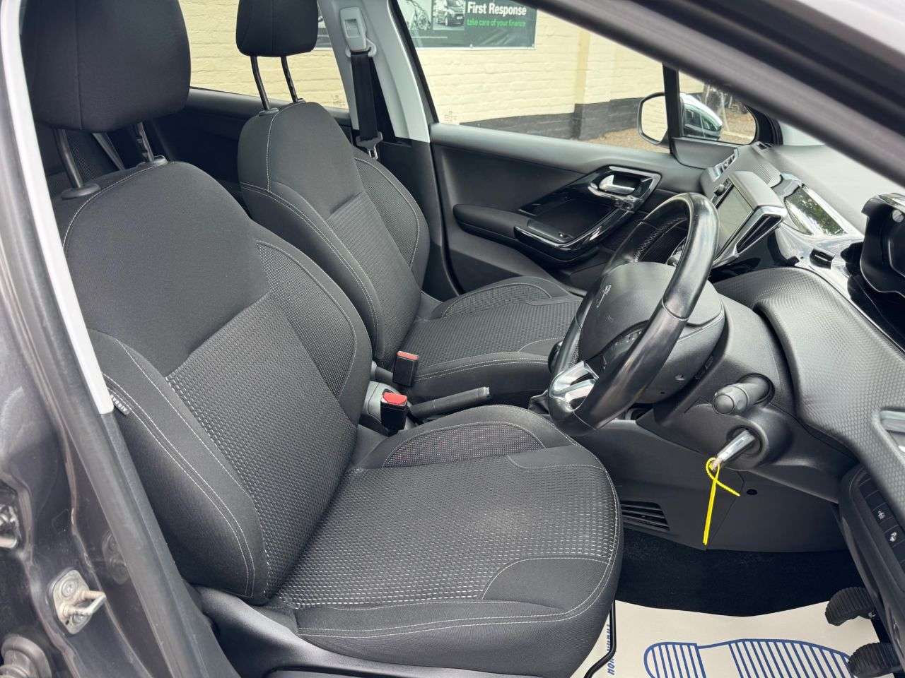 2019 PEUGEOT 208 2019 PEUGEOT 208
