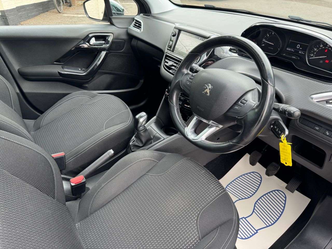 2019 PEUGEOT 208 2019 PEUGEOT 208
