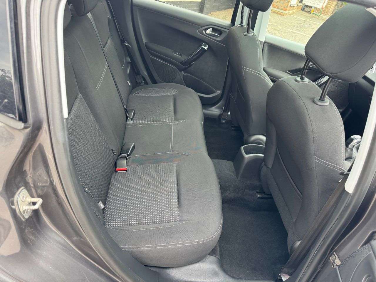 2019 PEUGEOT 208 2019 PEUGEOT 208