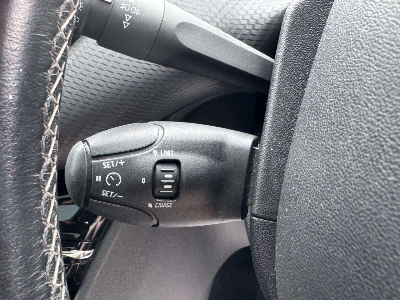 2019 PEUGEOT 208 2019 PEUGEOT 208