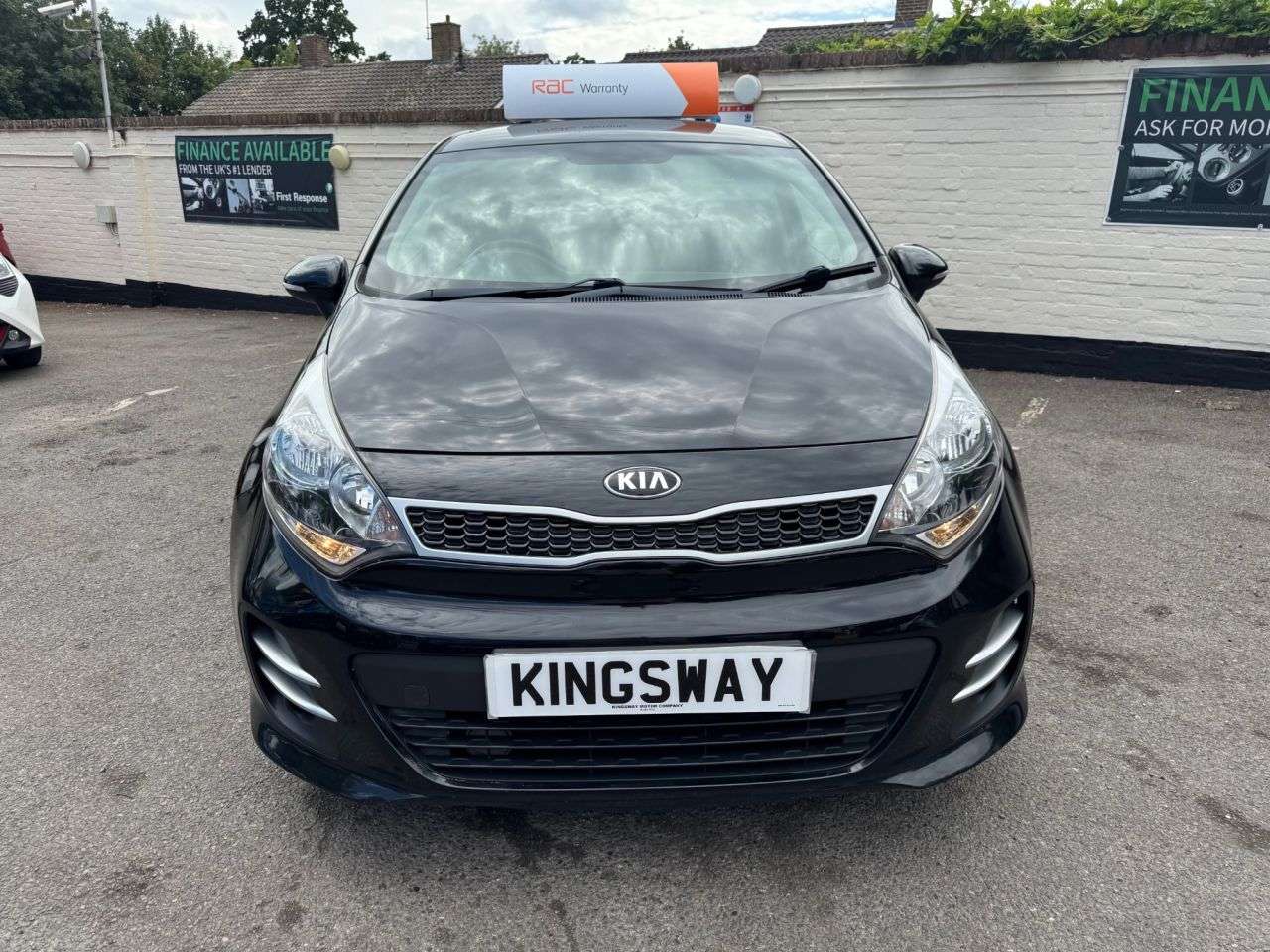 A 2017 KIA RIO 1.25 EcoDynamics SE Hatchback 5dr Petrol Manual Euro 6 (s/s) (84 bhp) 6 MON A 2017 KIA RIO 1.25 EcoDynamics SE Hatchback 5dr Petrol Manual Euro 6 (s/s) (84 bhp) 6 MON