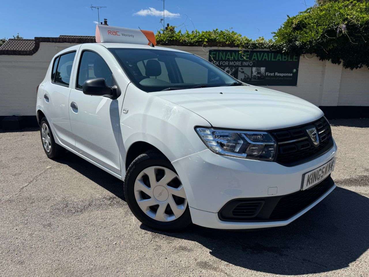 A 2020 DACIA SANDERO 1.0 SCe Essential Hatchback 5dr Petrol Manual Euro 6 (75 ps) 1 OWNER FROM N A 2020 DACIA SANDERO 1.0 SCe Essential Hatchback 5dr Petrol Manual Euro 6 (75 ps) 1 OWNER FROM N