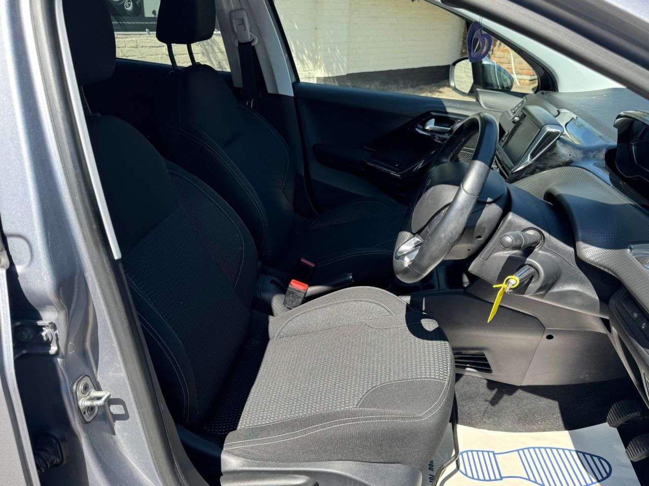 2019 PEUGEOT 208 2019 PEUGEOT 208