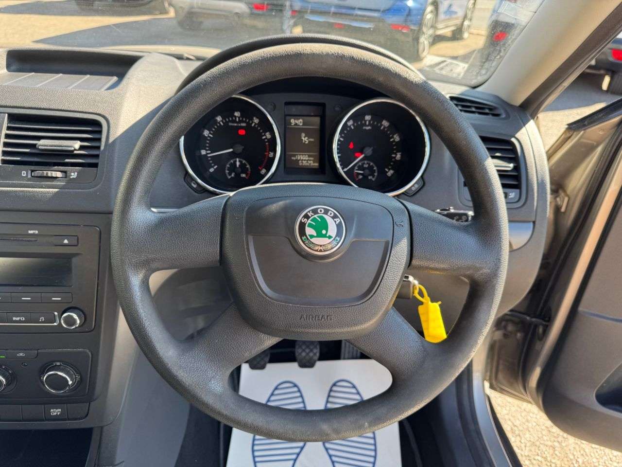 2013 SKODA YETI 2013 SKODA YETI