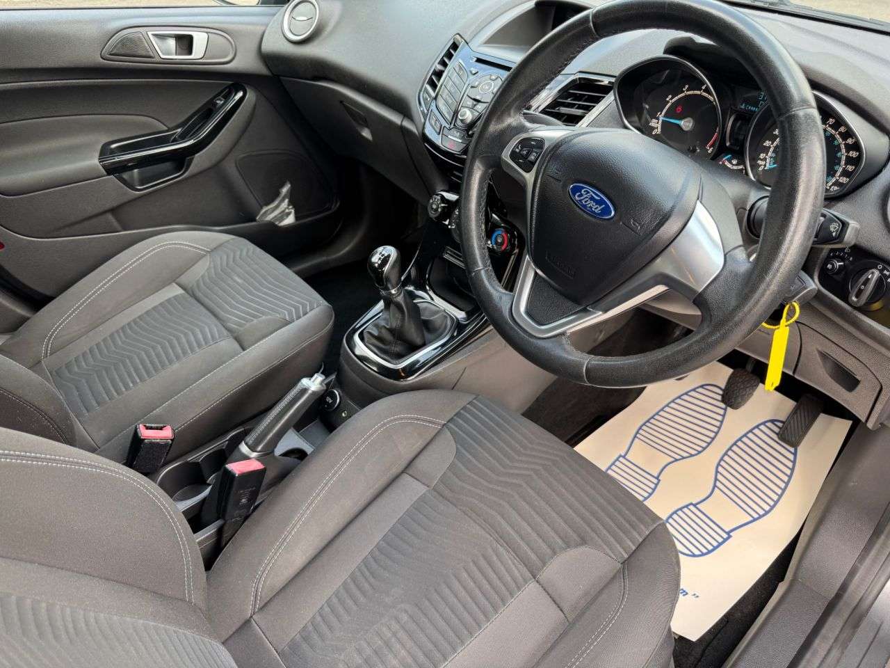 2015 FORD FIESTA 2015 FORD FIESTA