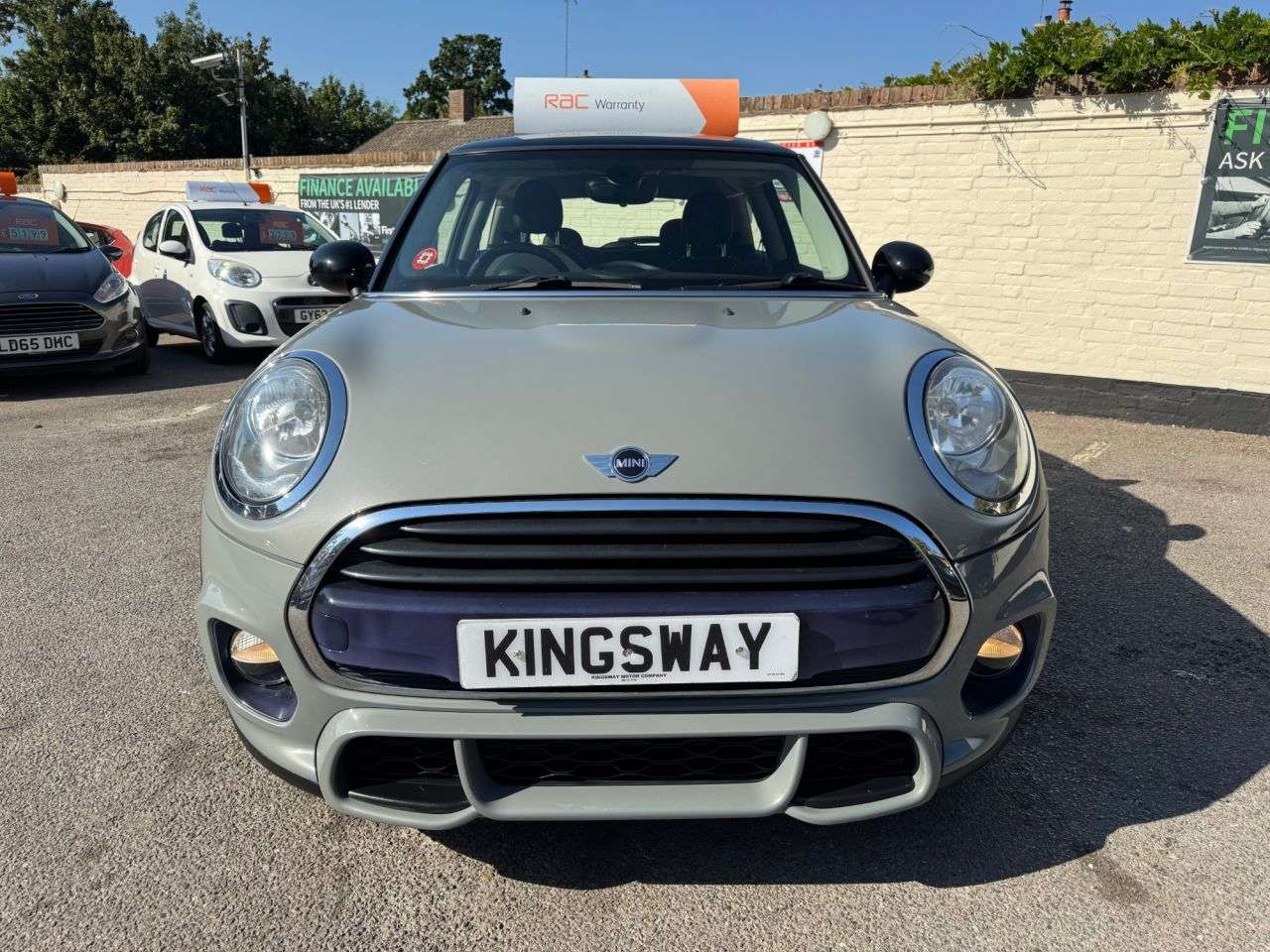 A 2017 MINI HATCH 1.5 Cooper Hatchback 3dr Petrol Manual Euro 6 (s/s) (136 ps) 6 MONTHS RAC W A 2017 MINI HATCH 1.5 Cooper Hatchback 3dr Petrol Manual Euro 6 (s/s) (136 ps) 6 MONTHS RAC W