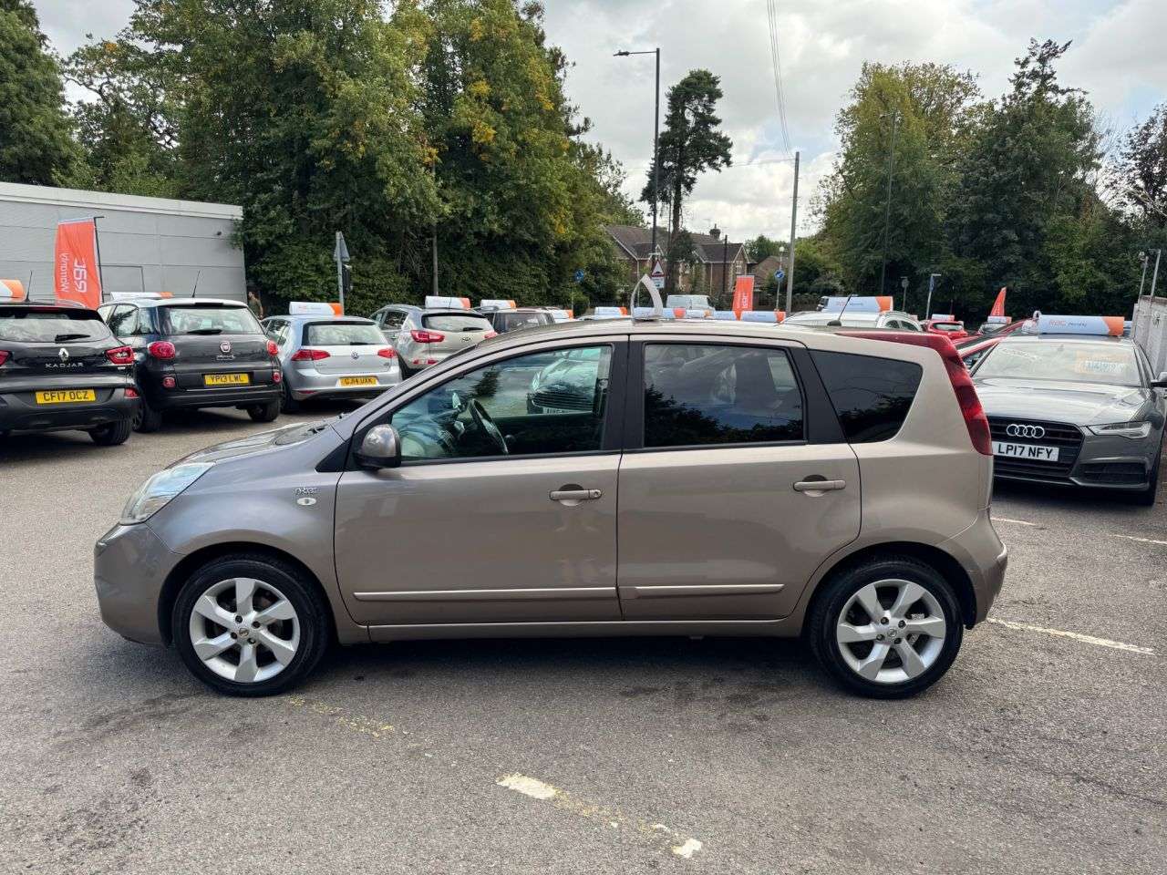 2010 NISSAN NOTE 2010 NISSAN NOTE