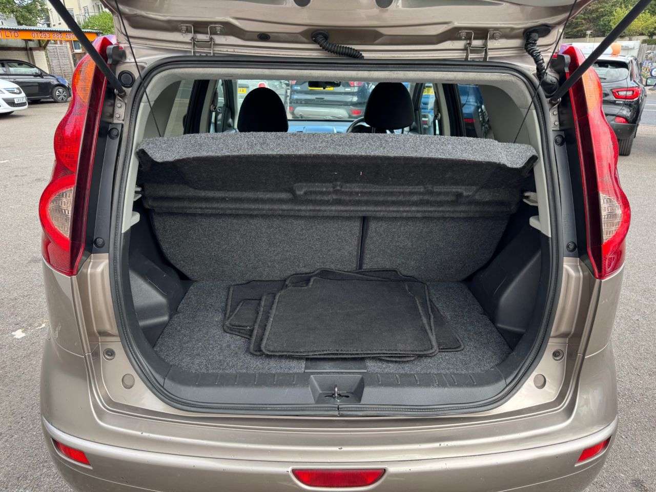 2010 NISSAN NOTE 2010 NISSAN NOTE